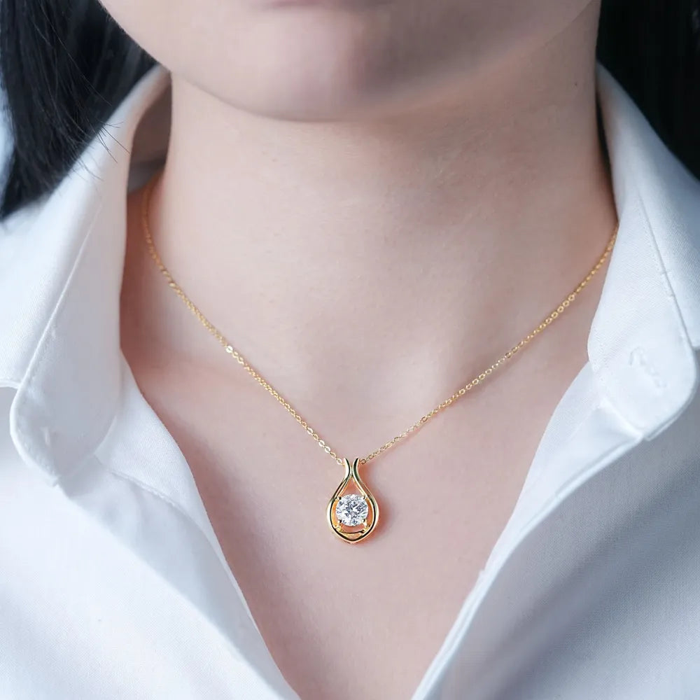 Collana con pendente in moissanite da 2 carati in argento sterling 925