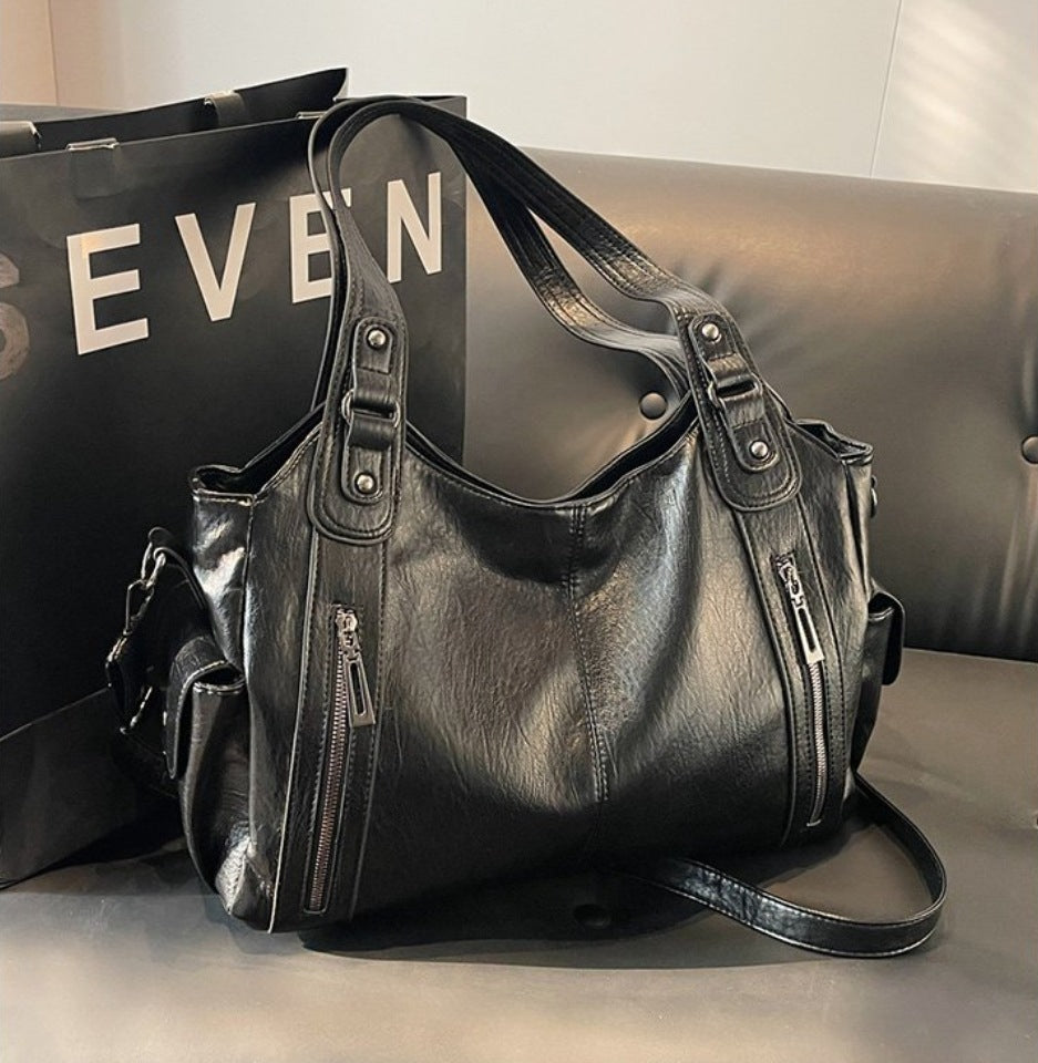 Große Crossbody- & Schultertasche mit Reißverschluss